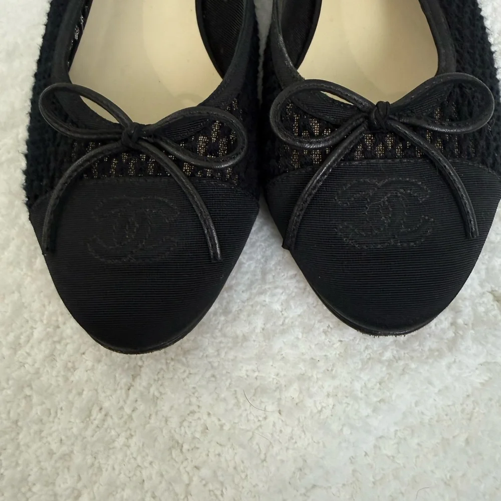 Chanel Black Ballerina Flats - Picture 5 of 8